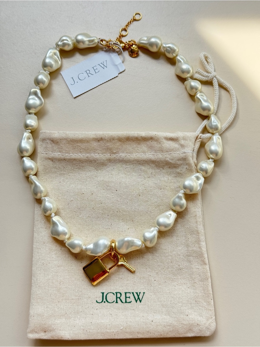 NWT J.Crew Baroque pearl necklace with key pendant - Picture 3 of 8